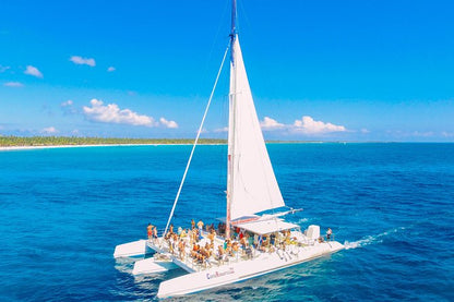 🐠 Isla Catalina: Snorkel, Playa Virgen y Almuerzo Incluido – ¡Tu día perfecto en el Caribe! 🏝️🌊