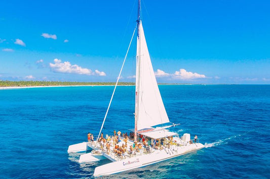 🐠 Isla Catalina: Snorkel, Playa Virgen y Almuerzo Incluido – ¡Tu día perfecto en el Caribe! 🏝️🌊